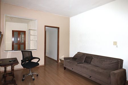 Apartamento para alugar com 2 quartos, 70m² em Santa Cecília, Porto Alegre