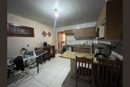 Casa à venda com 135m², 3 quartos e 1 vaga
