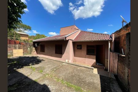 Casa à venda com 135m², 3 quartos e 1 vaga