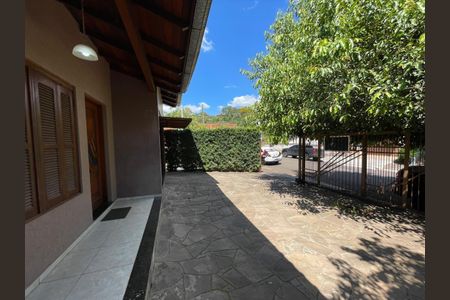 Casa à venda com 135m², 3 quartos e 1 vaga