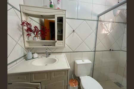 Casa à venda com 135m², 3 quartos e 1 vaga