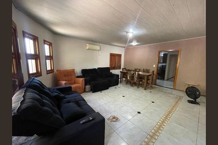 Casa à venda com 135m², 3 quartos e 1 vaga