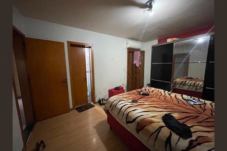 Casa à venda com 135m², 3 quartos e 1 vaga