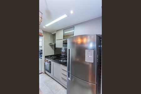 Apartamento à venda com 64m², 3 quartos e 1 vaga Apartamento à venda com 64m², 3 quartos e 1 vagaCozinha e Área de Serviço