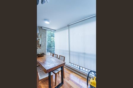 Apartamento à venda com 64m², 3 quartos e 1 vaga Apartamento à venda com 64m², 3 quartos e 1 vagaVaranda integrada