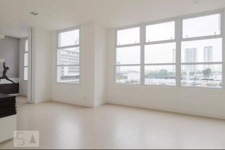 Apartamento para alugar com 70m², 2 quartos e 1 vaga Apartamento para alugar com 70m², 2 quartos e 1 vagaÁrea comum - Academia