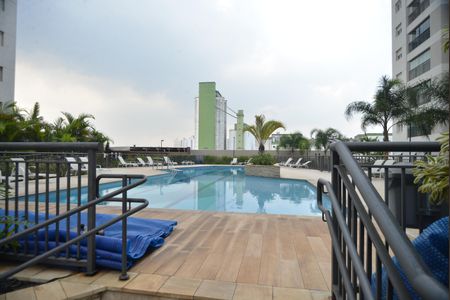 Apartamento para alugar com 70m², 2 quartos e 1 vagaÁrea comum - Piscina