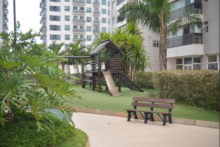 Apartamento para alugar com 70m², 2 quartos e 1 vagaÁrea comum - Piscina