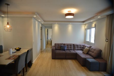 Sala de apartamento para alugar com 2 quartos, 70m² em Campestre, Santo André