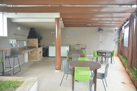 Apartamento para alugar com 70m², 2 quartos e 1 vagaÁrea comum - Churrasqueira