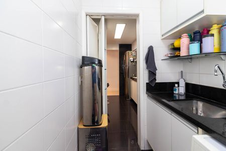 Apartamento à venda com 120m², 3 quartos e 2 vagas Apartamento à venda com 120m², 3 quartos e 2 vagasÁrea de Serviço