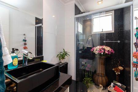 Apartamento à venda com 120m², 3 quartos e 2 vagas Apartamento à venda com 120m², 3 quartos e 2 vagasBanheiro 2