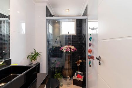 Apartamento à venda com 120m², 3 quartos e 2 vagas Apartamento à venda com 120m², 3 quartos e 2 vagasBanheiro 2