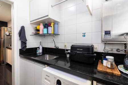 Apartamento à venda com 120m², 3 quartos e 2 vagas Apartamento à venda com 120m², 3 quartos e 2 vagasÁrea de Serviço