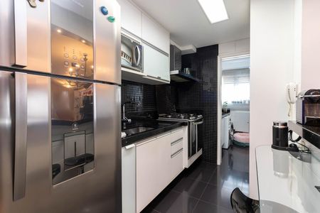 Apartamento à venda com 120m², 3 quartos e 2 vagas Apartamento à venda com 120m², 3 quartos e 2 vagasCozinha