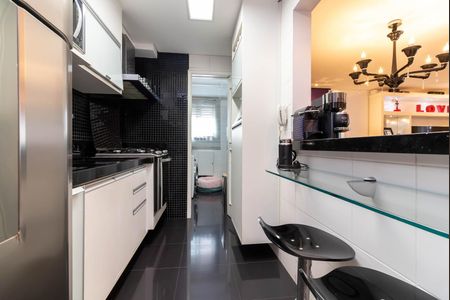 Apartamento à venda com 120m², 3 quartos e 2 vagas Apartamento à venda com 120m², 3 quartos e 2 vagasCozinha