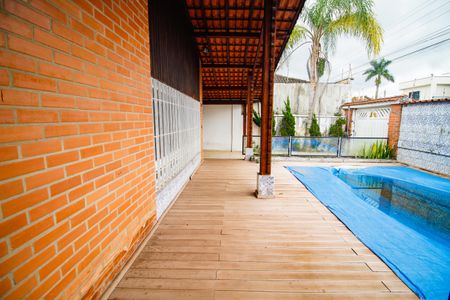 Casa para alugar com 384m², 3 quartos e 6 vagas