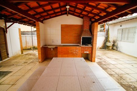 Casa para alugar com 384m², 3 quartos e 6 vagas