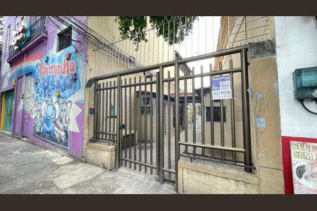 Casa para alugar com 70m², 2 quartos e sem vagaPlaquinha