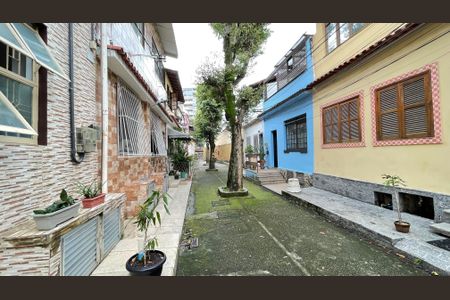 Casa para alugar com 70m², 2 quartos e sem vagaÁrea comum