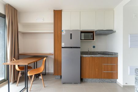 Studio para alugar com 30m², 1 quarto e sem vaga Studio para alugar com 30m², 1 quarto e sem vagaCozinha Americana