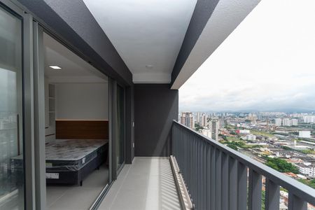Varanda de kitnet/studio para alugar com 1 quarto, 30m² em Pompeia, São Paulo