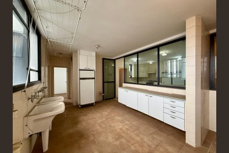 Apartamento à venda com 541m², 4 quartos e 4 vagasÁrea de Serviço