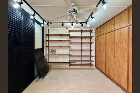 Apartamento à venda com 541m², 4 quartos e 4 vagasSuíte 1