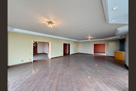 Apartamento à venda com 541m², 4 quartos e 4 vagasSala 