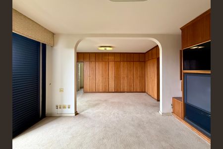 Apartamento à venda com 541m², 4 quartos e 4 vagasSuíte 2