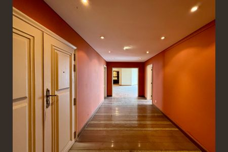 Apartamento à venda com 541m², 4 quartos e 4 vagasEntrada Apartamento 