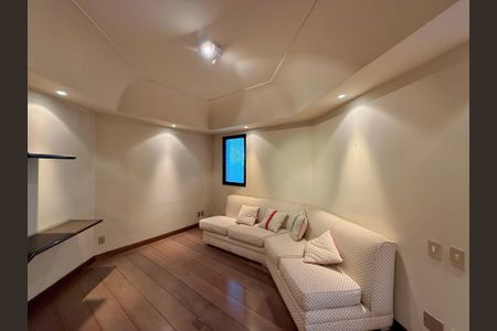 Apartamento à venda com 541m², 4 quartos e 4 vagasSala 