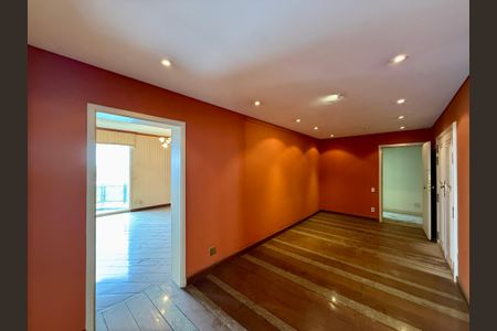 Apartamento à venda com 541m², 4 quartos e 4 vagasEntrada Apartamento 