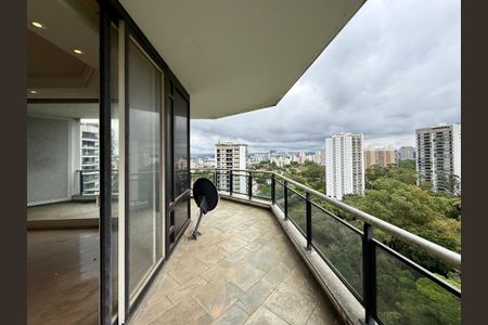 Apartamento à venda com 541m², 4 quartos e 4 vagasSacada