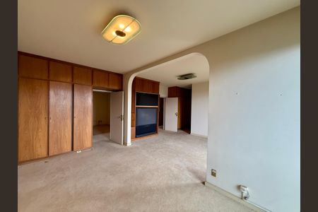 Apartamento à venda com 541m², 4 quartos e 4 vagasSuíte 2