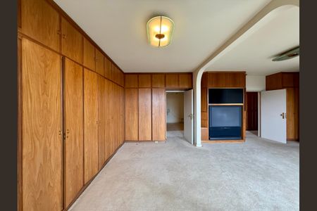 Apartamento à venda com 541m², 4 quartos e 4 vagasSuíte 2