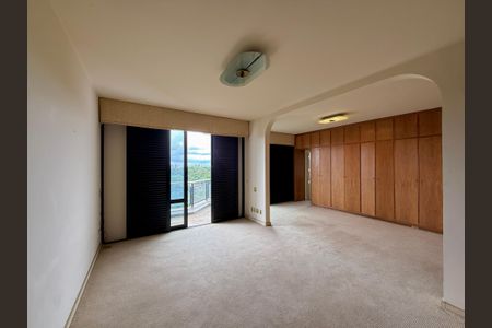 Apartamento à venda com 541m², 4 quartos e 4 vagasSuíte 2