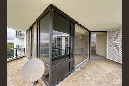 Apartamento à venda com 541m², 4 quartos e 4 vagasSacada