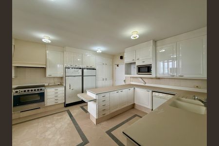 Apartamento à venda com 541m², 4 quartos e 4 vagasCozinha