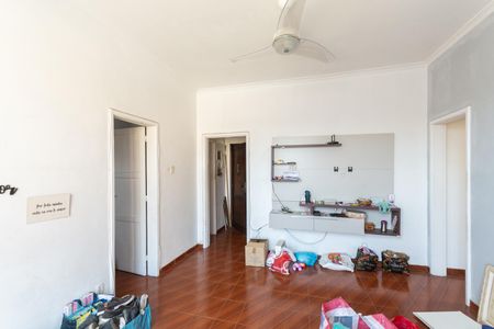 Apartamento à venda com 85m², 2 quartos e sem vagaSala