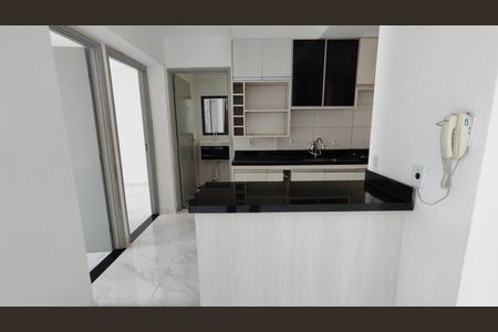Apartamento para alugar com 45m², 2 quartos e sem vaga Apartamento para alugar com 45m², 2 quartos e sem vagaCozinha e Área de Serviço