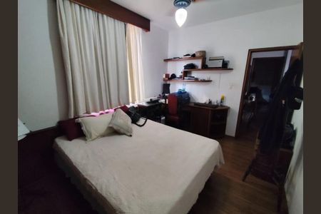 Casa para alugar com 277m², 4 quartos e 3 vagas Casa para alugar com 277m², 4 quartos e 3 vagasQuarto 1