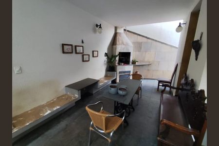 Casa para alugar com 277m², 4 quartos e 3 vagas Casa para alugar com 277m², 4 quartos e 3 vagasChurrasqueira