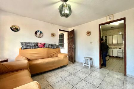 Casa à venda com 5 quartos, 164m² em Vila do Encontro, São Paulo