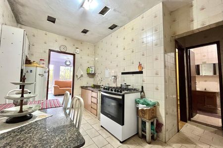 Casa à venda com 164m², 5 quartos e 1 vaga