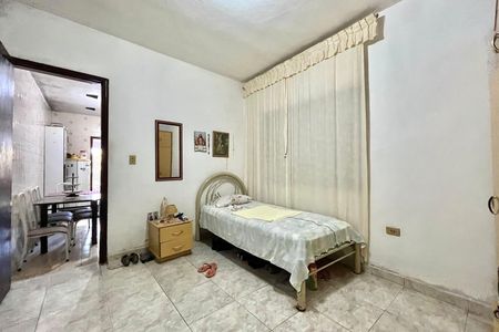Casa à venda com 164m², 5 quartos e 1 vaga