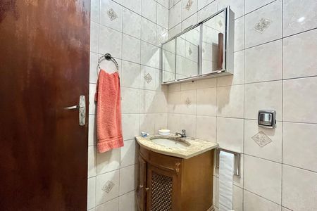 Casa à venda com 164m², 5 quartos e 1 vaga