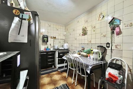 Casa à venda com 164m², 5 quartos e 1 vaga