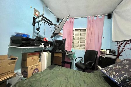 Casa à venda com 164m², 5 quartos e 1 vaga