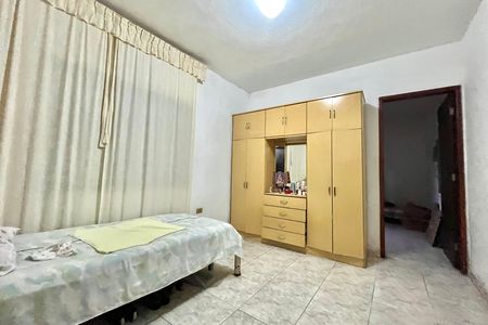 Casa à venda com 164m², 5 quartos e 1 vaga